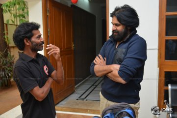Pawan Kalyan Meets West Bengal Fan